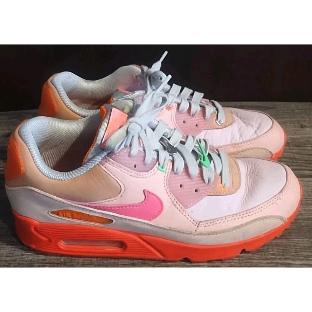 Nike Air Max 90 'Bright Crimson Platinum' Women’s Size 8 CT3449-600 orange pink